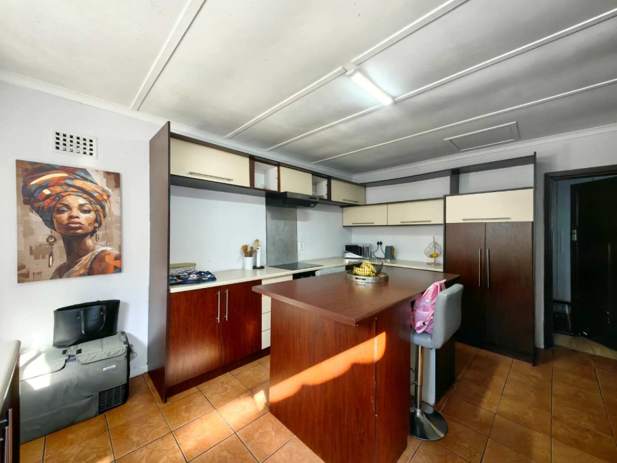 0 Bedroom Property for Sale in Lansdowne Western Cape
